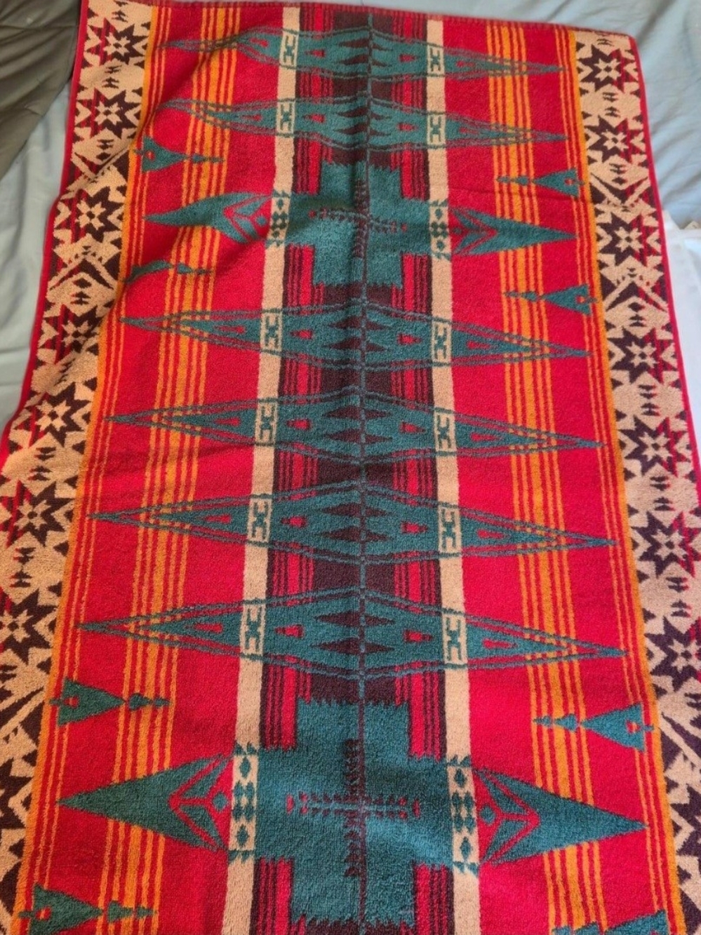 Vintage,Ralph Lauren Red & Teal Southwestern Pattern Towel